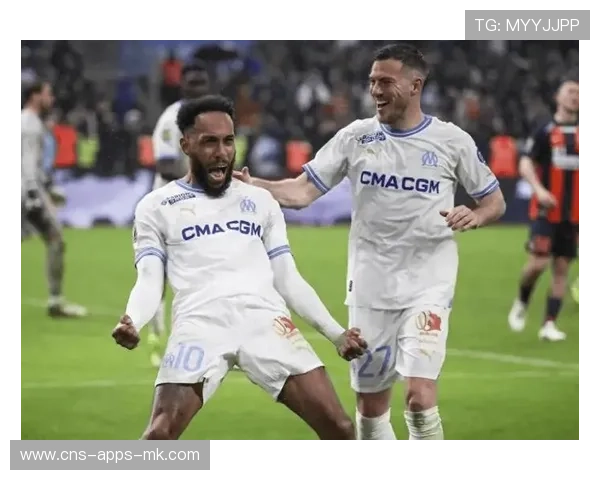 法甲马赛侧翼强攻逐渐成型,比分随之变化