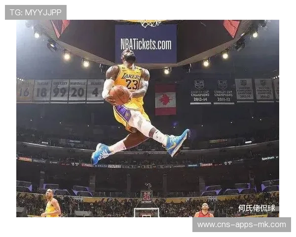 詹姆斯最后两分钟冷静,湖人逆转梦成真 詹姆斯最后两分钟冷静,湖人逆转梦成真