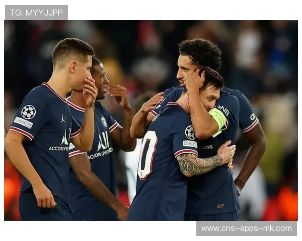 法甲里昂边路组合默契,攻势不断涌现 法甲里昂边路组合默契,攻势不断涌现