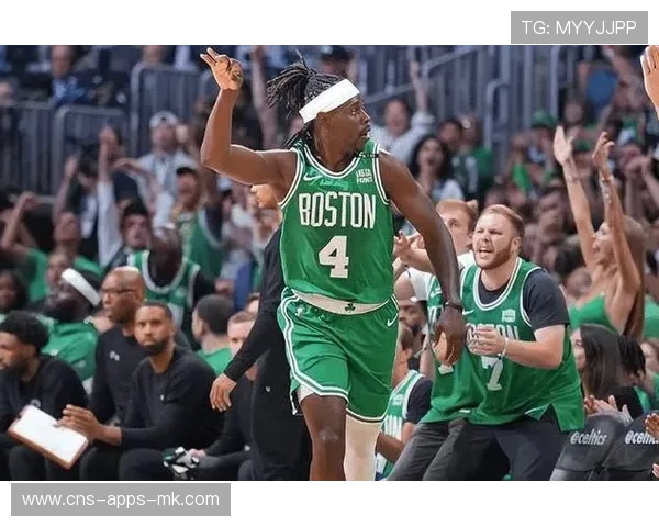 凯尔特人团队防守协作抵消对方多次进攻尝试 凯尔特人团队防守协作抵消对方多次进攻尝试