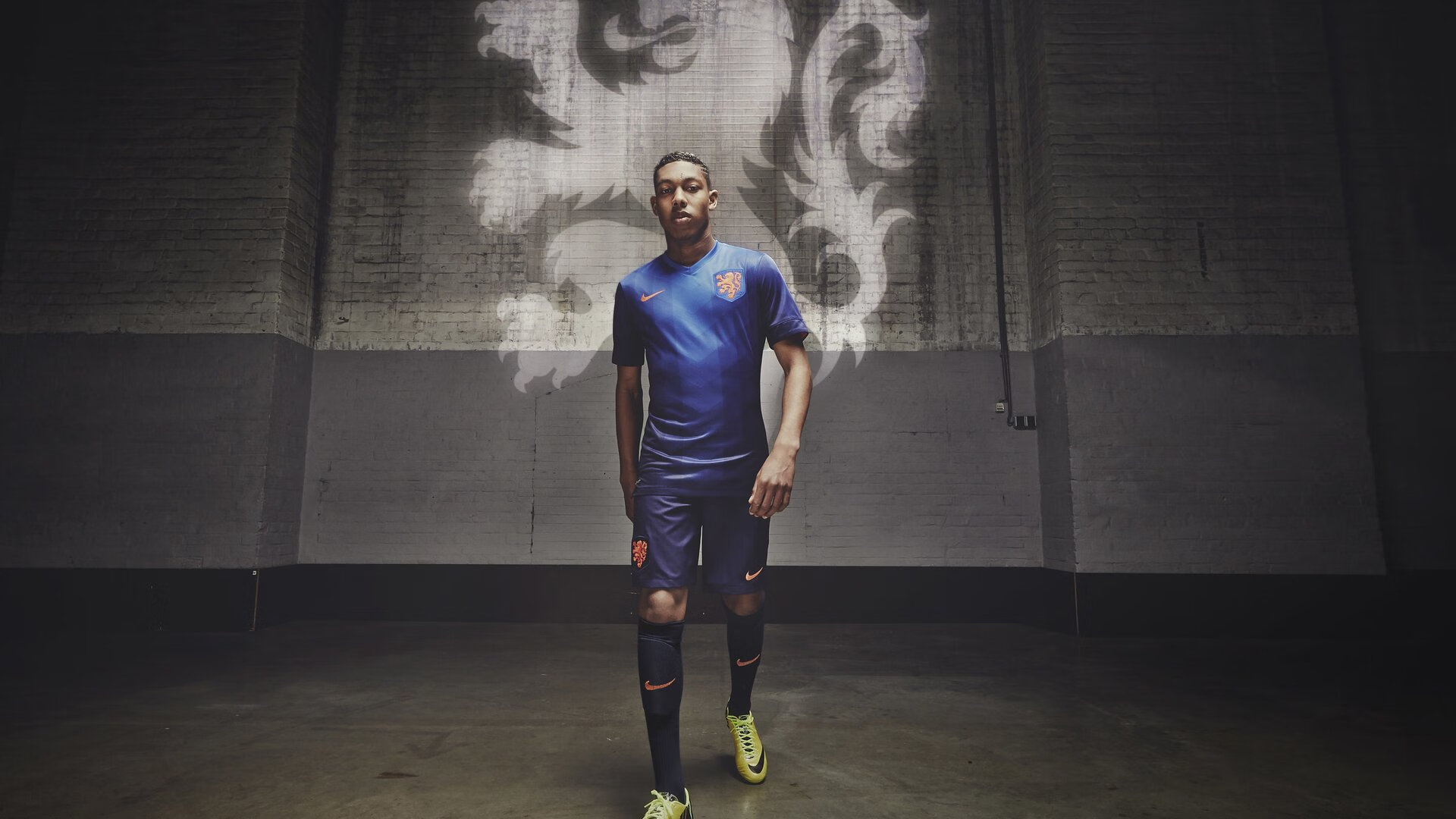 意甲经典梦幻配合:瞬间点燃球迷激情,意甲集锦